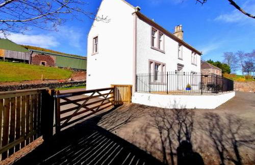 Balmeadowside Farmhouse with Hot Tub - Foto 27