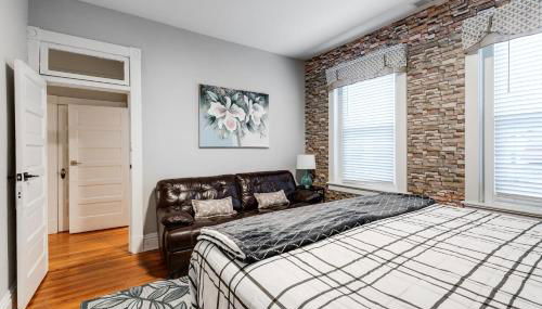 E2 Centrally located in Carytown fully fenced - Foto 2