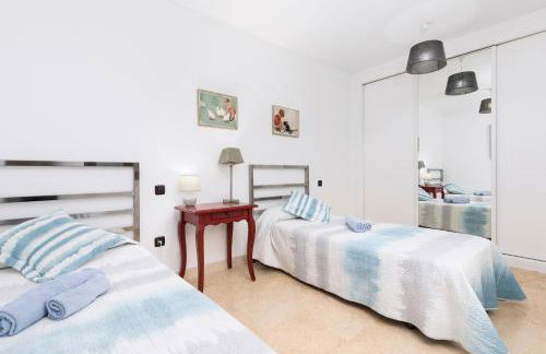 Sunset Beach 4 Bedroom Villa 200m to Beach+Fast WIFI - Photo 30