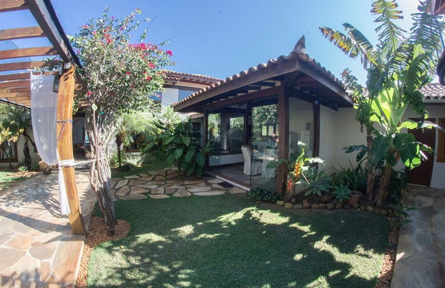 Mansão Exuberante Pé na Areia Ferradura - Photo 22