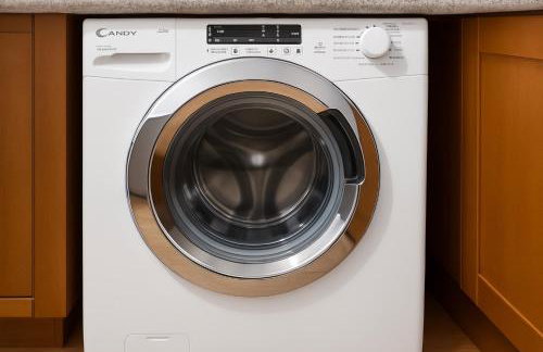 Modern 3 Bedroom Home, Free Parking, Garden, Sleeps 7 - Photo 44