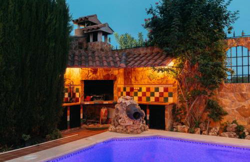 chalet, villa rodeada de naturaleza piscina a doce klm de Valencia y 7 del aeropuerto - Photo 18