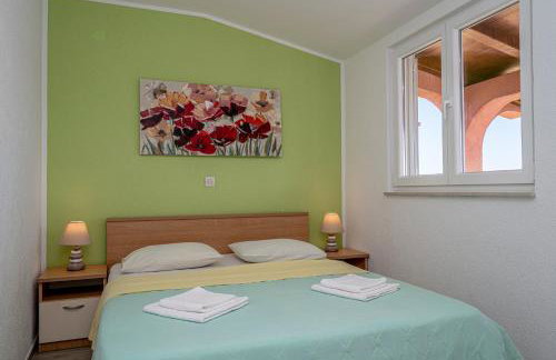 Seaview & Balcony Apartment PETRA - Foto 29