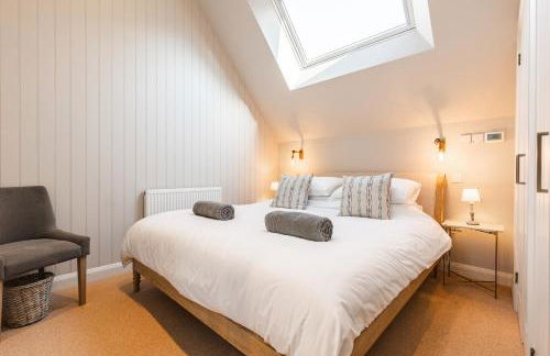 Luxury barn Retreat - sleeps 2-4, quiet location with parking - Foto 7