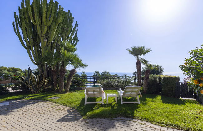 2 bedroom Apartment in Cipressa with swimming pool and garden - Photo 30