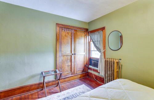 Fire Pits, Views and Yard Luxe Mt Horeb Getaway! - Foto 17