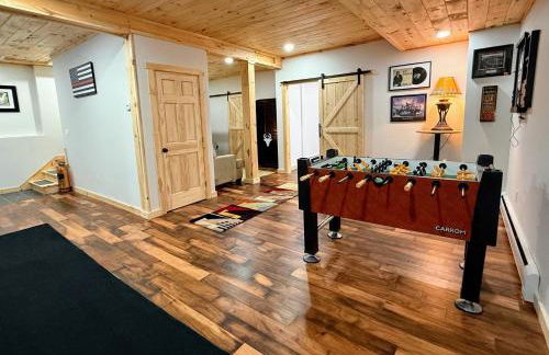 2S New log cabin in Bethlehem - privacy, firepit, great location! - Photo 5