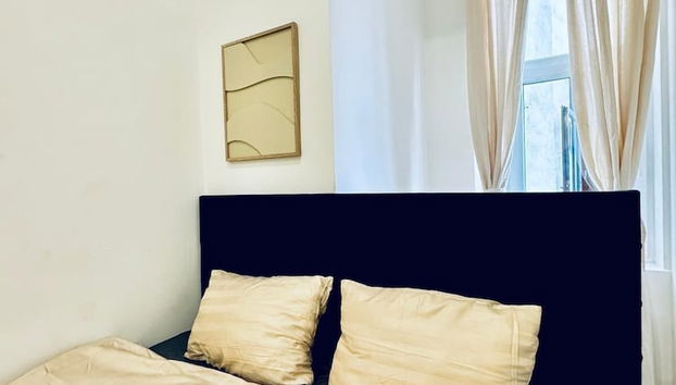 Elegant 5BR Home Ideal for Families - Foto 4, Habitación