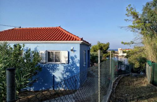 Home by the sea - Photo 22