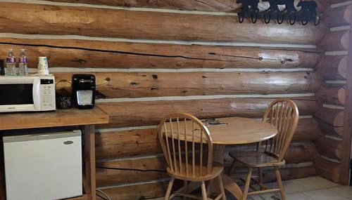 Pet-Friendly Cabin on Private Fishing Lake in Beautiful Rigby, Idaho - Foto 3