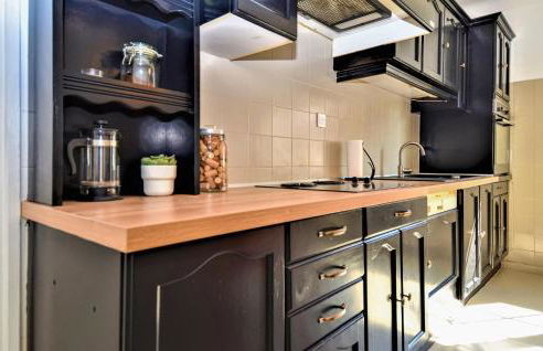 4 Bedroom Lovely Home In Bellegarde - Foto 23