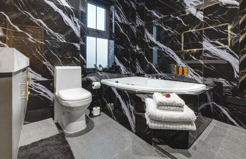 Luxury Stay - Spa Bath - Couples or Business - Foto 3