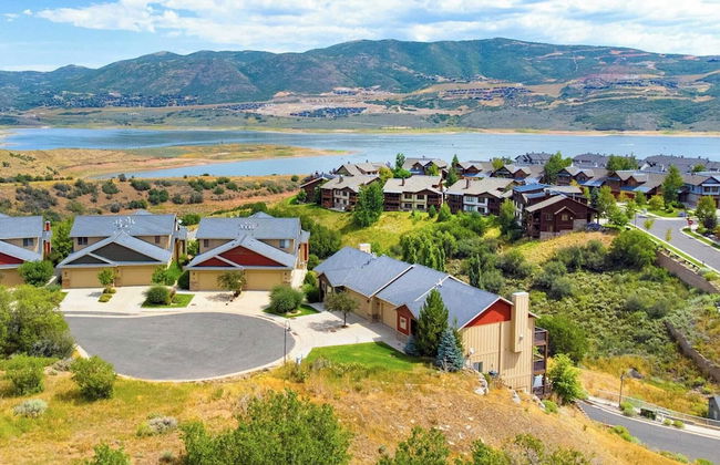 Lucky Bill by Avantstay Lake Views, 15mins to Park City Mtn - Photo 38