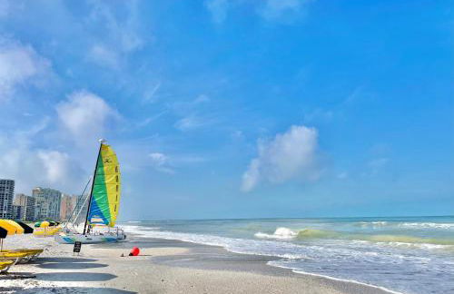 End Unit Steps from Beach Access w/ No Crazy Beach Prices - Foto 36