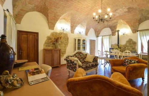 Lovely Apartment In Civitella Benazzone - Foto 5
