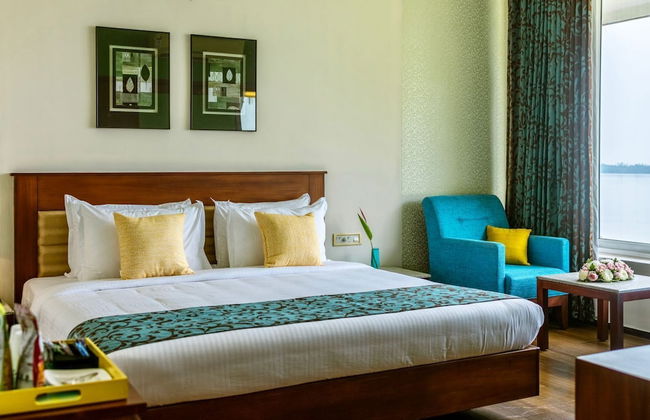 BLUSALZ MANOR Waters Edge Kochi - Foto 10