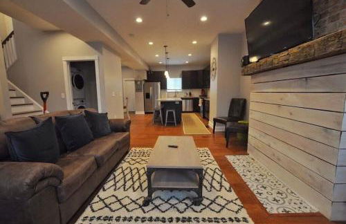 Housepitality - Franklinton Farmhouse- 4 Bedrooms - Foto 3