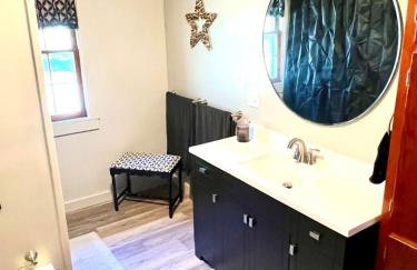 The Dorothy- Private Ravine Wooded Lot, with Game Room, Close to ALL! - Foto 39