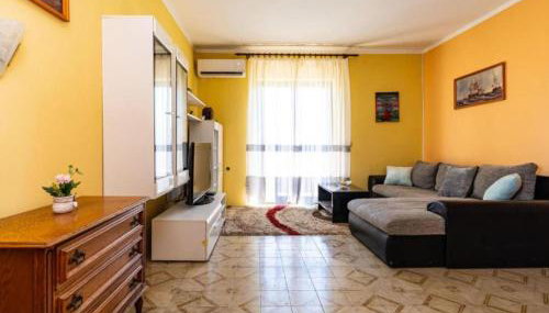 Two Bedroom Apartment with Terrace - Foto 3