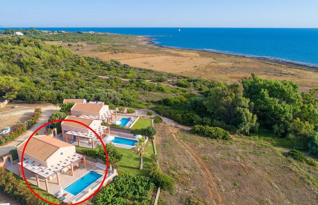 Maria Beach House Large Private Pool Walk to Beach Sea Views A C Wifi - 2176 - Foto 1