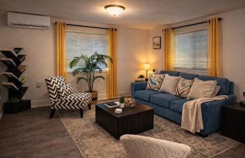 Private King Suite Near DC & Joint Base Andrews - Foto 1