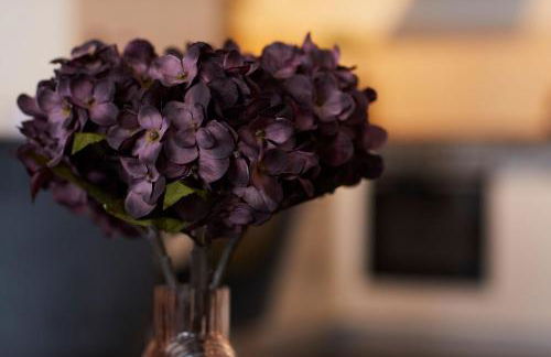 R B Apartment Hamburg Comfort am Flughafen für 1-5 Personen - ideal für Geschäftsreisende und Familien - Küche - Smart TV - Waschtrockner - kostenloser Parkplatz - Foto 29