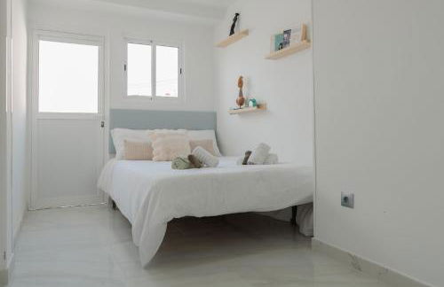 Top Floor 2 Bedroom Apartment with Terrace - Foto 4