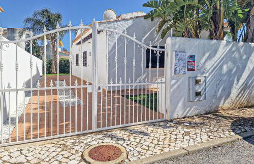 2 Vale de Ursa - Swimming Pool - WIFI - BY BEDZY - Foto 9