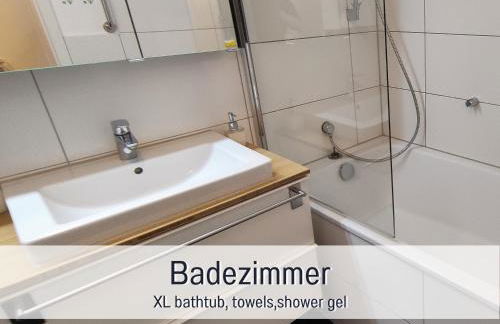 Rheinblick7 Neuss - Spektakulärer Blick auf die Düsseldorfer Skyline - Ruhig Modern Privatparkplatz Aufzug - Top Anbindung an Messe Flughafen Hauptbahnhof - Foto 17