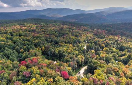 Mt Snow Home with Privacy Hot Tub Firepit - Foto 48
