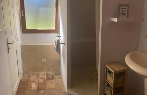 Mazet au pied des Alpilles, avec Piscine & Pétanque - Foto 23