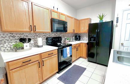 Charming family retreat with Pool & Amenities Disney & top Attractions - Foto 45