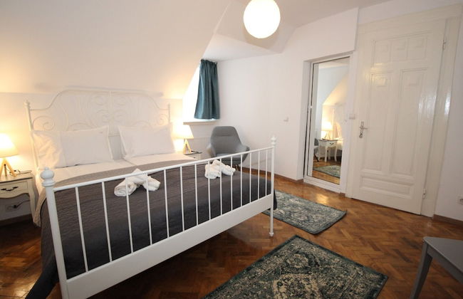 92 Residence - Photo 63