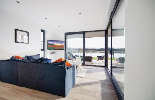 Lakeside property with spa access on a nature reserve Sandpiper BV13 - Photo 13