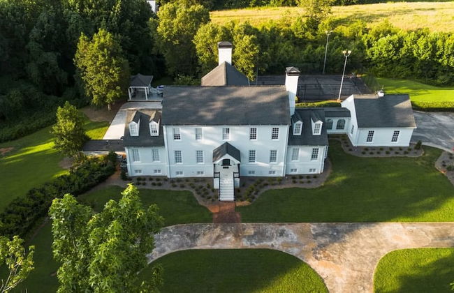 Private Resort - Lake Lanier Paradise - Foto 1