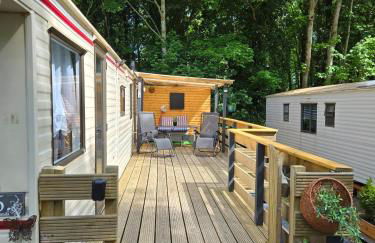 Unique Caravan with Outdoor Space - Foto 16