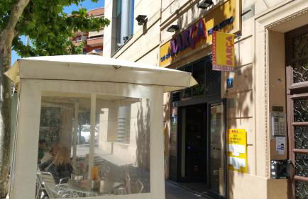 Cute Apartment in Sants Station with HBO & Alexa & AC - Photo 35