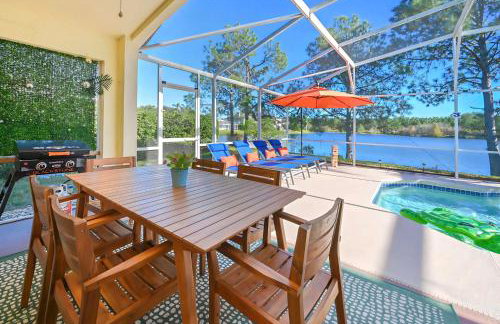 Disney World Getaway: 4 Br - Sunroof - BBQ Bliss - Foto 37