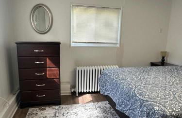 Stunning 3BR-Private Entrance-Renovated-Near City - Foto 23