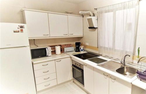 Apartamento a 3 min de la playa con aire acondicionado y parking - Photo 11