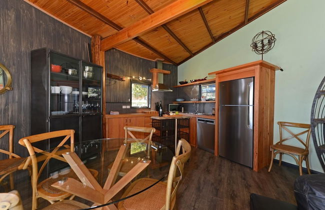 Taylors Bay Cottage - Photo 8