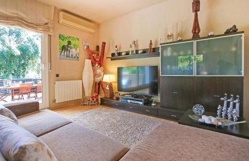 Nice Home In St Cebrià De Vallalta - Foto 2