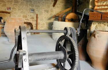 Kleopatra Deluxe Apt with priavte Jacuzzi - Photo 40