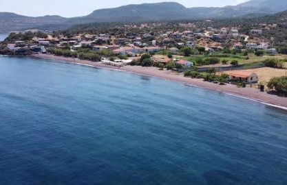 Seaside Apartment in Tsonia - Photo 3