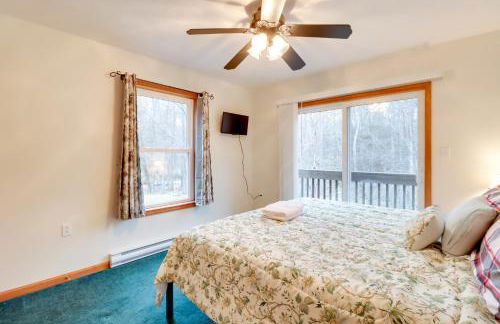 Private Hot Tub and Lake Access Poconos Escape! - Foto 18