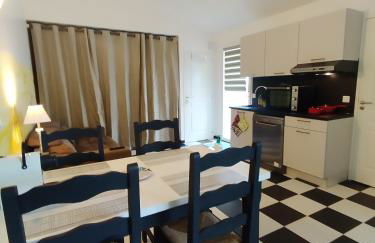 Appart t2 - jusqu'à 4 couchages - avec jardin - Foto 6