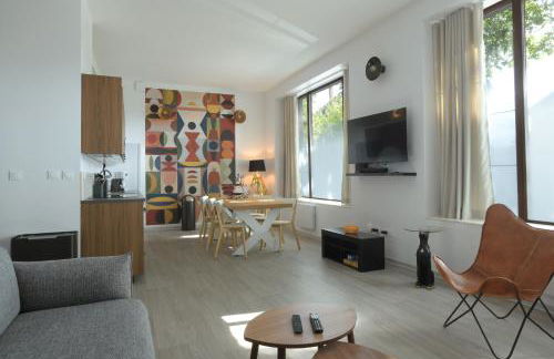 Au Cheval Blanc - Appartement Familial 6P Parking privé proche Colmar Centre - Foto 26