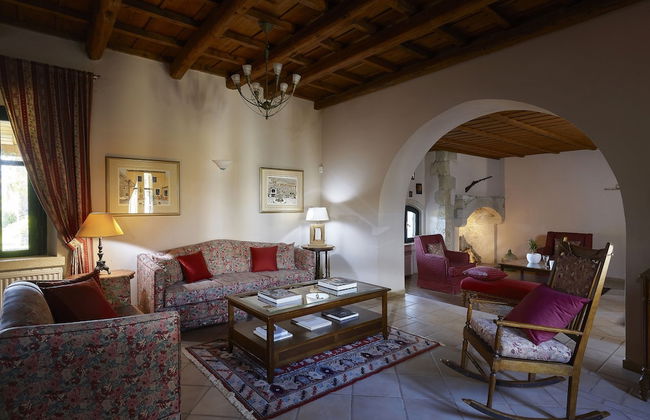 Castello Villa Daphnes - Private Pool & Whirlpool - Foto 3