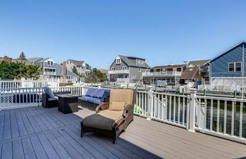 Walk to Beach Waterfront Mantoloking Gem with Deck! - Foto 25