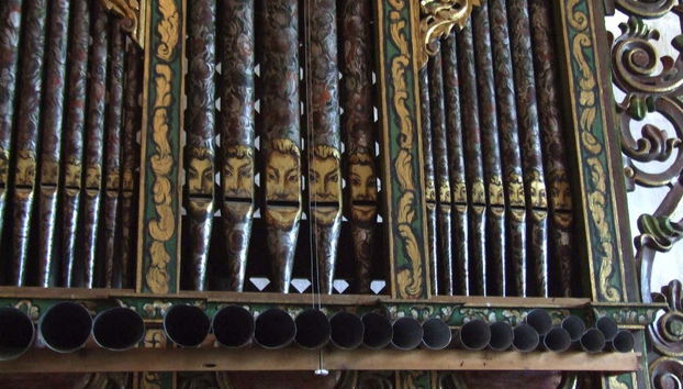 Details on the San Jerónimo Tlacochahuaya organ